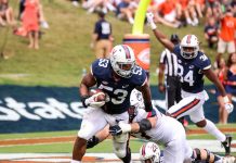 The Hoo Review: Cavaliers Dominate UConn in 38-18 Victory