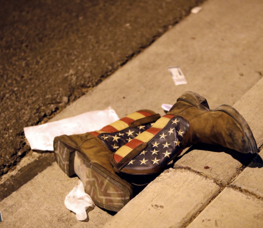 Las Vegas Massacre Leaves 58 Dead and over 500 Injured