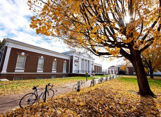 McIntire Welcomes Second Global Commerce Class