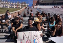 UVa Students Take a Knee in Solidarity at Scott Stadium