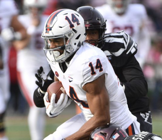 The Hoo Review: Cavaliers Fight Hard But Fall 38-21 to Louisville