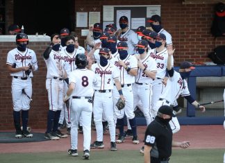 Cavaliers Stomp Spiders, Improve to 7-5